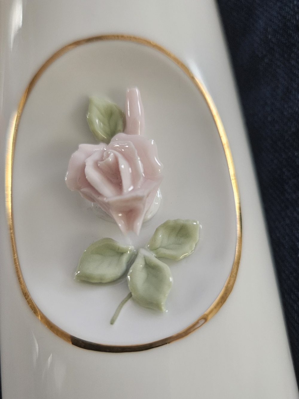 Japanese Porcelain Pink Rose Accent Vase with Gold Oval Trim